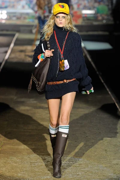 Look 23